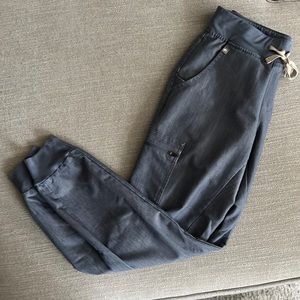 FIGS scrub pants XS in Heather Denim